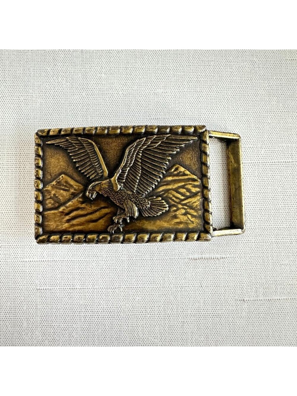 Vintage Brass Belt Buckle Soaring Eagle Mountains Rope Border Western